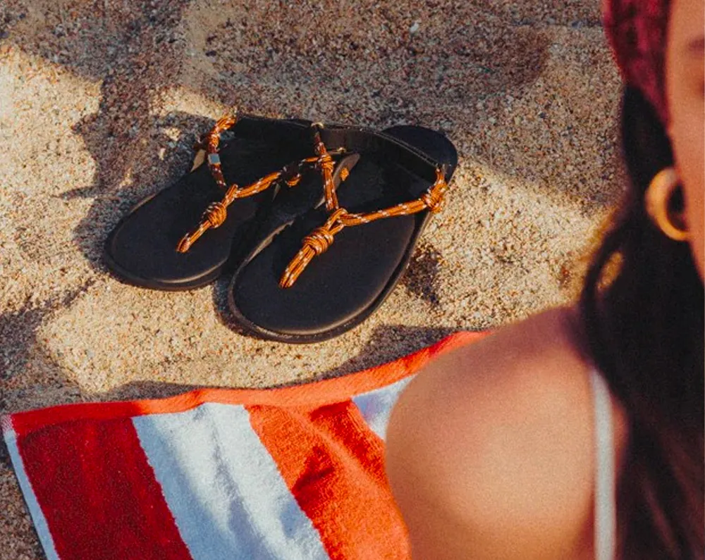 Flòwze sandals eco-designed in Tuscany.