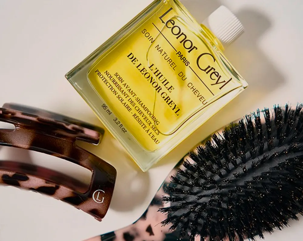 Desde hace más de 50 años, Leonor Greyl revoluciona el cuidado capilar con un enfoque natural, sin renunciar a la eficacia.