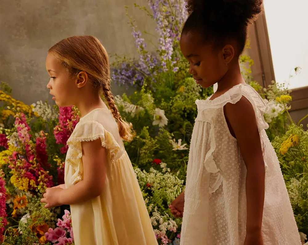 Louise Misha regresa con una colección de espíritu bohemio para mujer y niño.