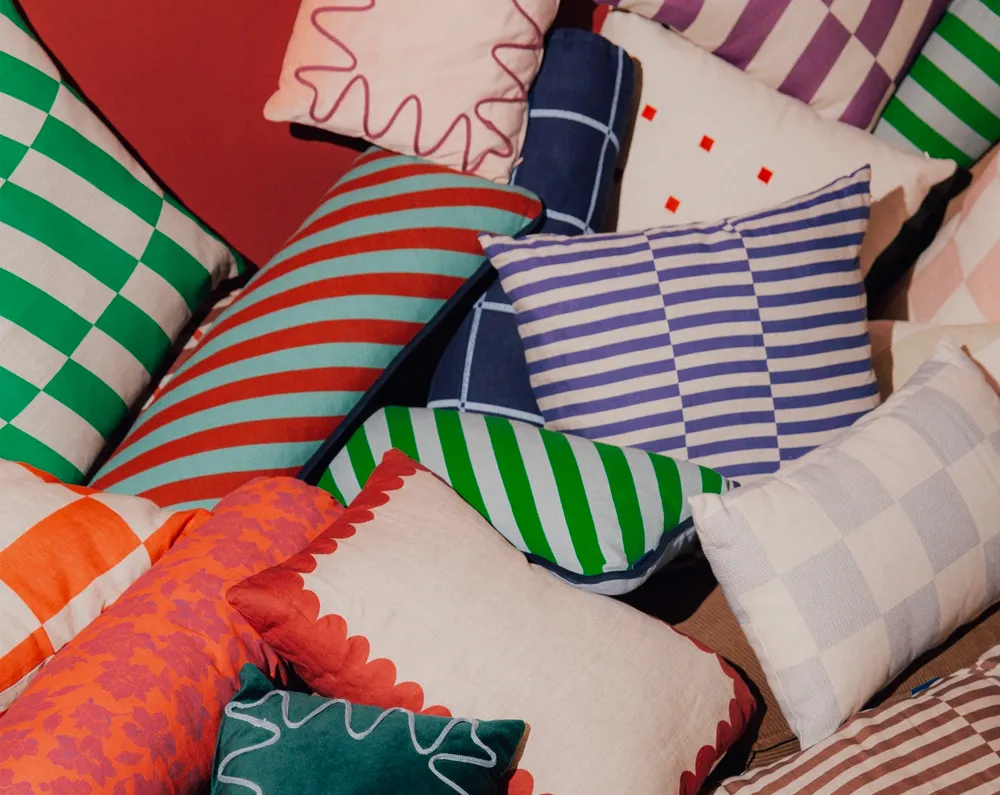 Nobodinoz está dirigido a familias que aman el diseño y los materiales de calidad.