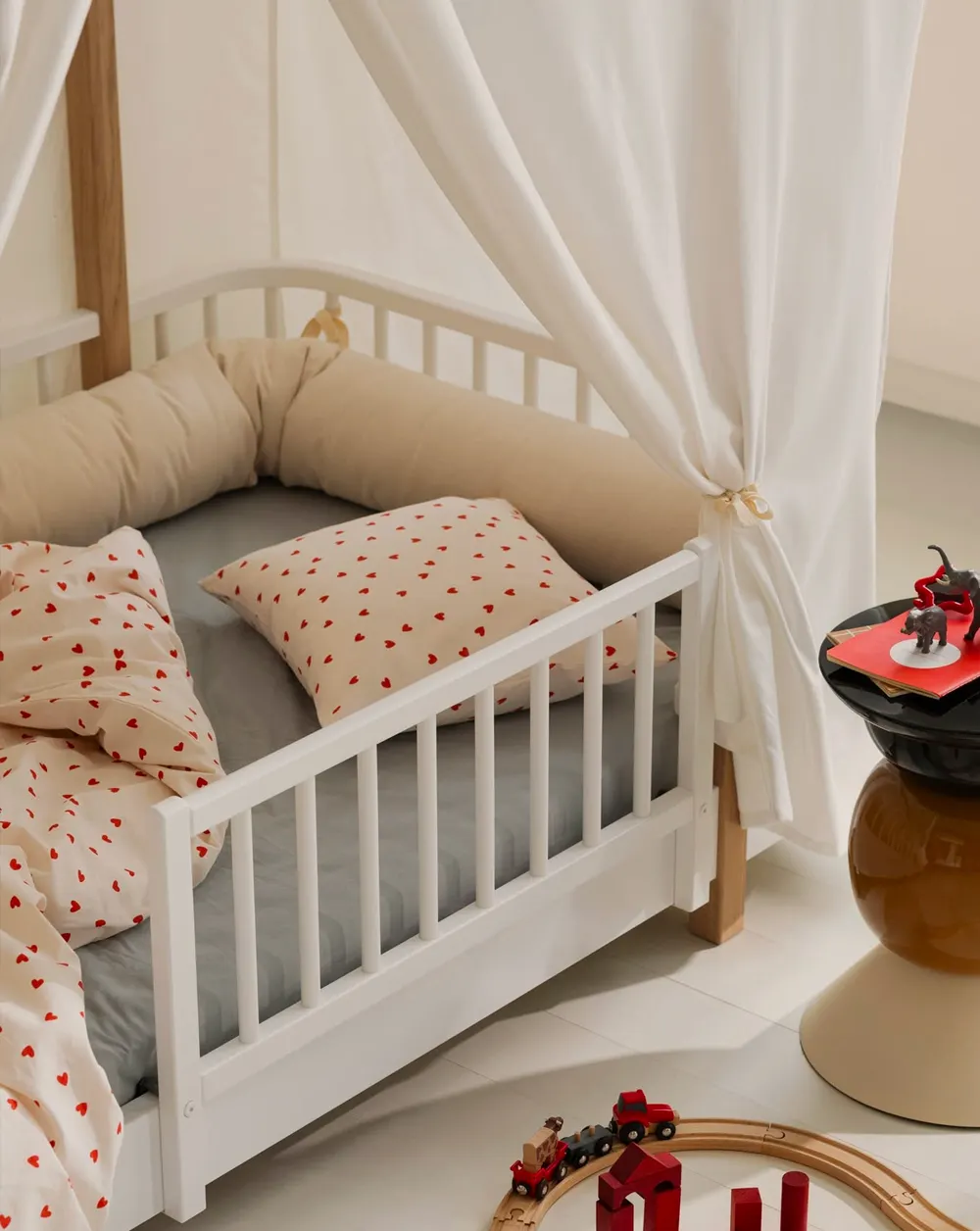 Oliver Furniture 