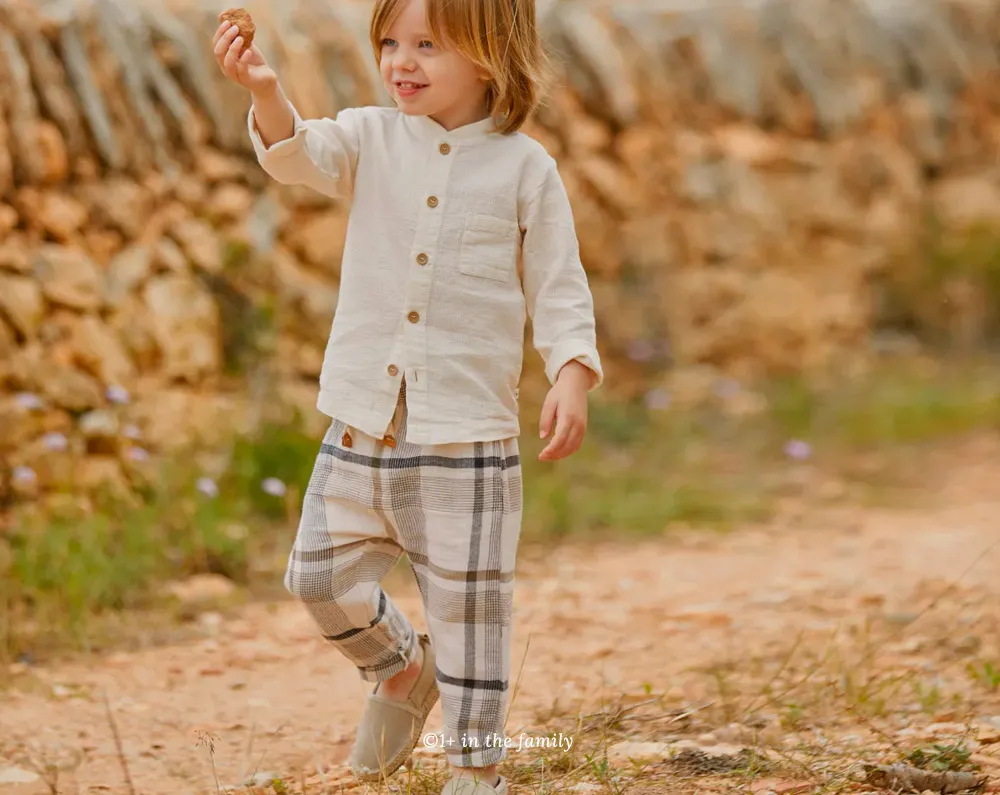 Pantalons et shorts garçon jusqu'à -50%