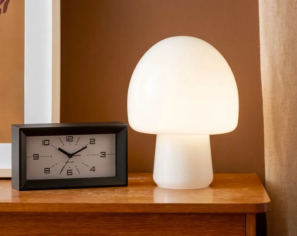 Nuevas lámparas de Present Time para descubrir.