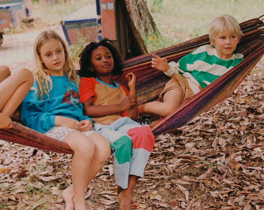 The Campamento s'impose par son style unique : une mode enfantine espagnole, pleine de vie et de caractère.